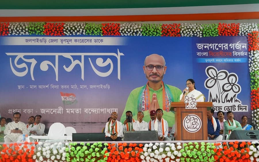 सांप पर भरोसा किया जा सकता है, लेकिन भाजपा पर नहीं : ममता बनर्जी