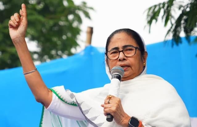 हम सीएए, एनआरसी और समान नागरिक संहिता को स्वीकार नहीं करेंगे : ममता बनर्जी
