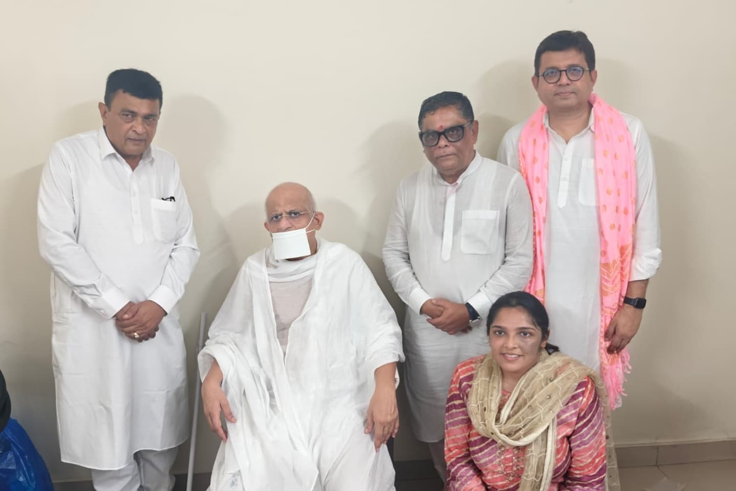 मीनाबाई स्वामी जी का चातुर्मास परम पूज्य गुरुदेव धीरजमुनि महाराज के नेतृत्व में हुआ आरम्भ
