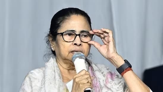 ममता बनर्जी 31 मार्च से शुरू करेंगी लोकसभा चुनाव के लिये प्रचार अभियान
