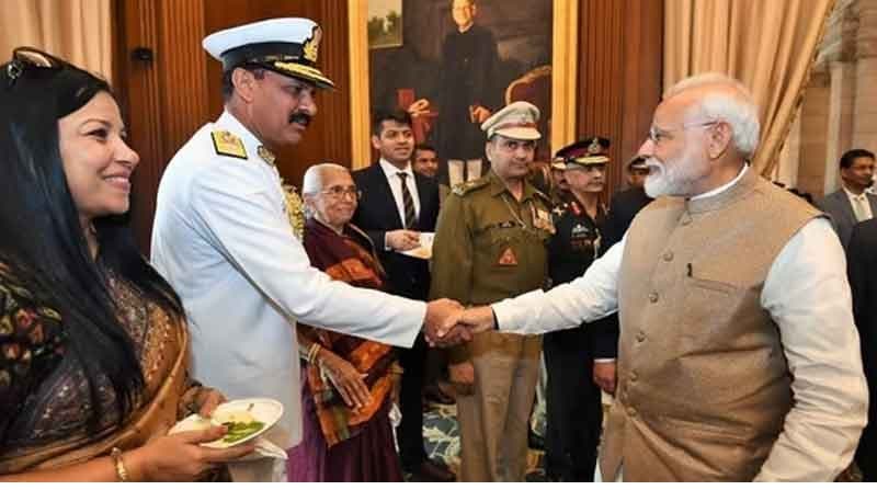 वाइस एडमिरल दिनेश कुमार त्रिपाठी होंगे देश के नए नौसेना प्रमुख