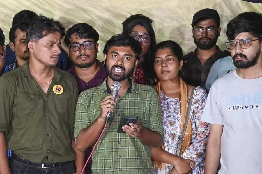आरजी कर मामला: बंगाल में कनिष्ठ चिकित्सक फिर से काम बंद करेंगे